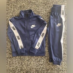 Boys Nike set